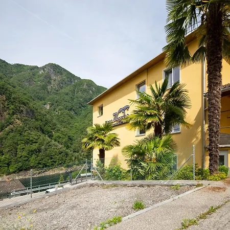 Pizzo Hotel 2*