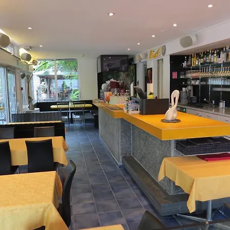 Hotel Pizzo 2*